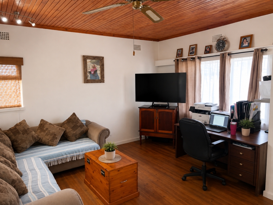 3 Bedroom Property for Sale in Cambridge West Eastern Cape